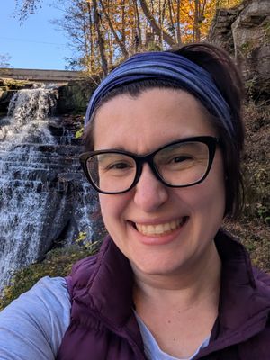 Allison, 32