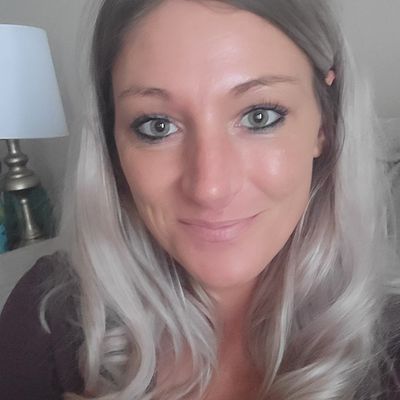 Maria, 37
