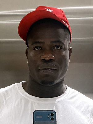 Derrick, 35