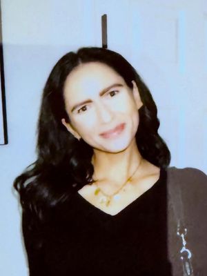 Jacqueline, 33