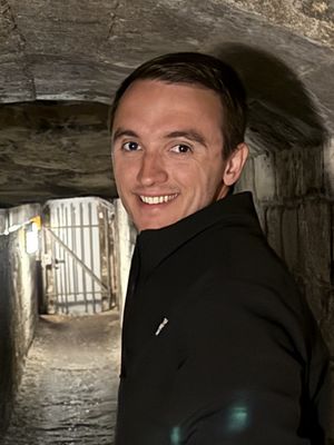 Harry, 28