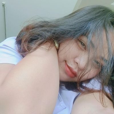 Mae, 24