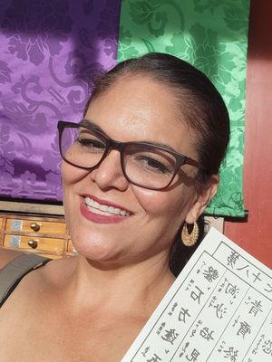 Veronica, 49