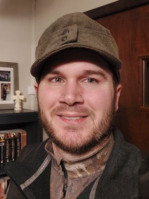 Luke, 35