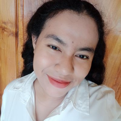 Elisabeth, 31