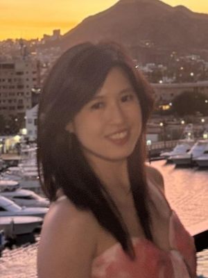 Devina, 34
