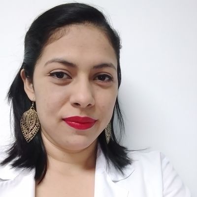 Rosa, 35