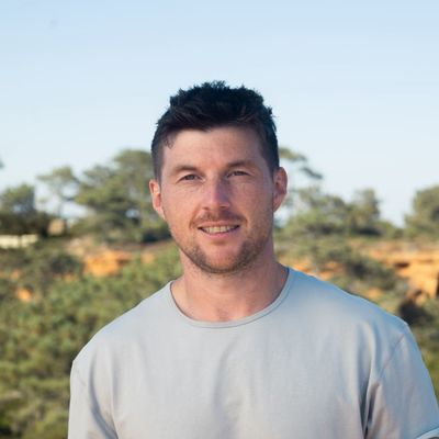 Ben, 33
