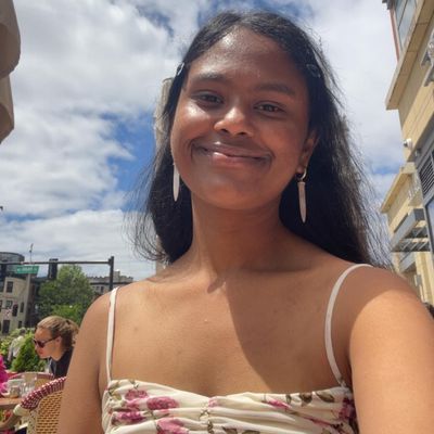 Jenny, 23
