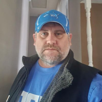 Dale, 47