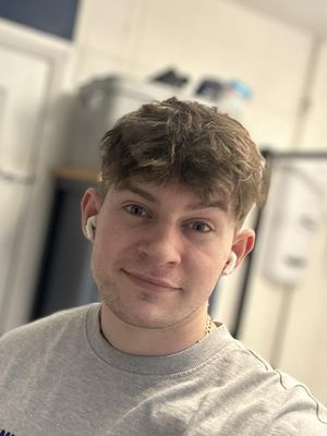 Kieran, 25