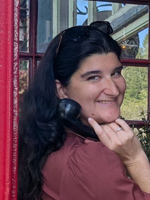 Clare, 28