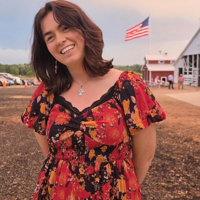 Kate, 24