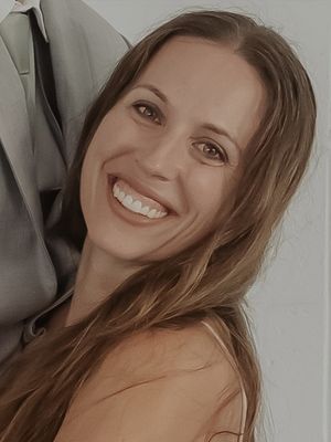 Nicola, 45