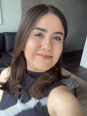 Ana, 26