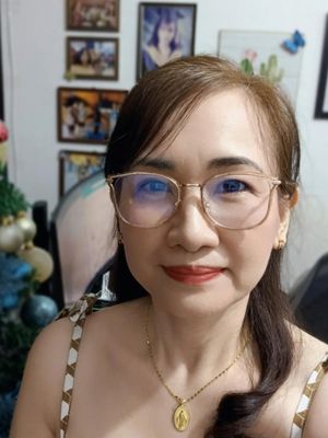 Sara, 52