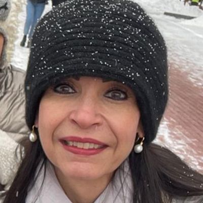 Rocio, 56