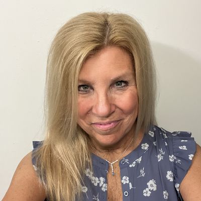 Barbara, 58