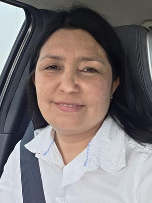 Xiomara, 43