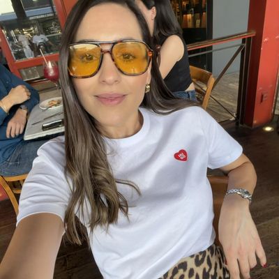 Bea, 39