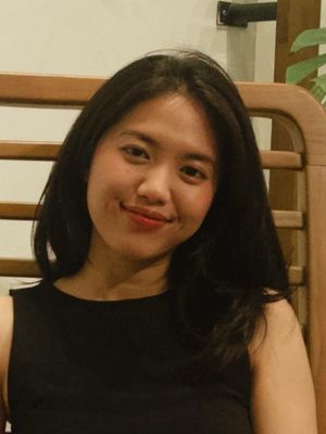 Ervinna, 24