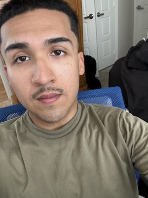 Ricardo, 25