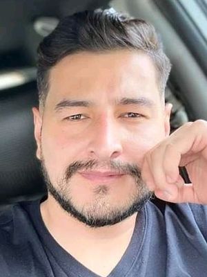 Cristian, 40