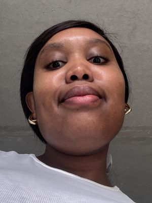 Noluthando, 29