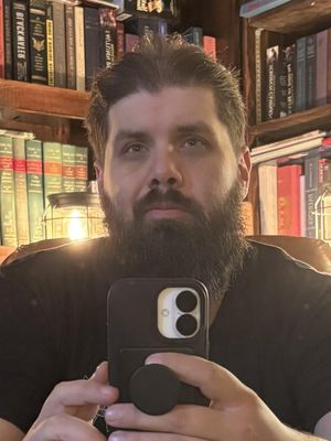 Zachary, 35