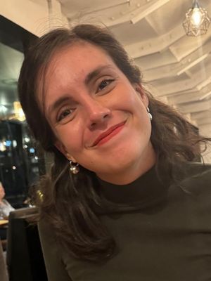 Maria, 33