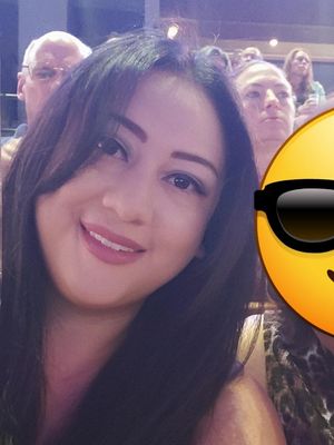 Isabelle, 35