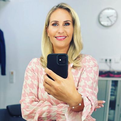 Maria, 47