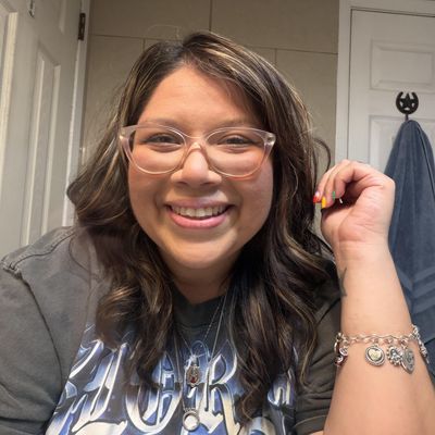 Andrea, 36