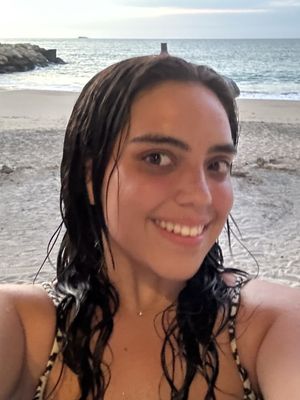 Emilie, 20