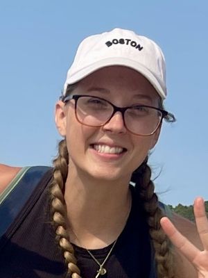 Michaela, 27