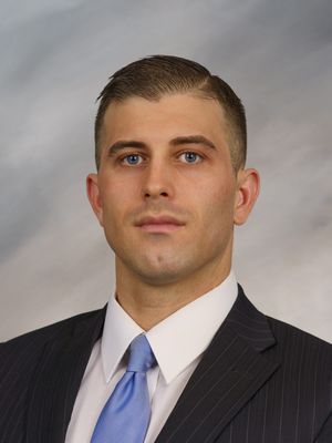 Greg, 32