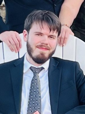 Edward, 28
