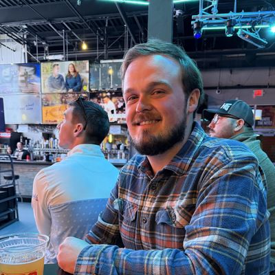 John, 25