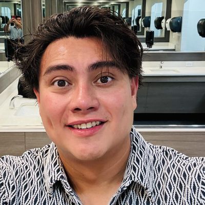 Ignacio, 33