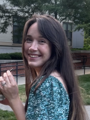Sophie, 30