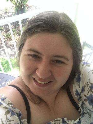 Jacqueline, 29