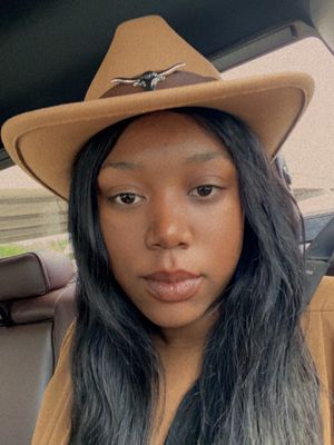 Marisa, 26