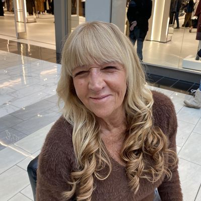 Debbie, 41