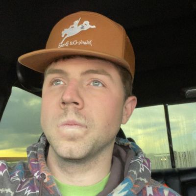 Logan, 24