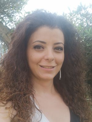 Stefania, 36