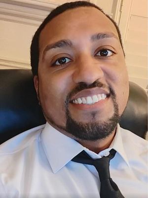 Ryan, 38