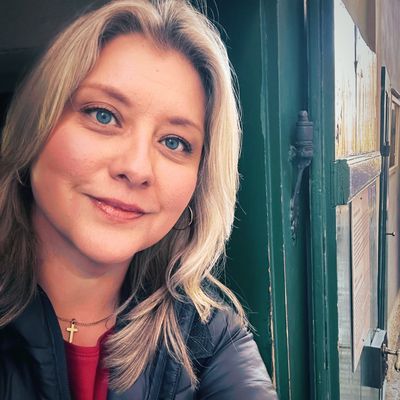 Lisa, 53