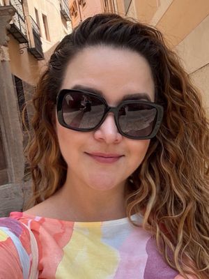 Karen, 39