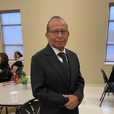 Lupe, 83