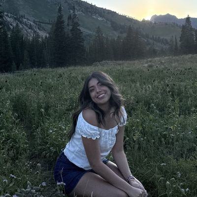 Isabella, 20